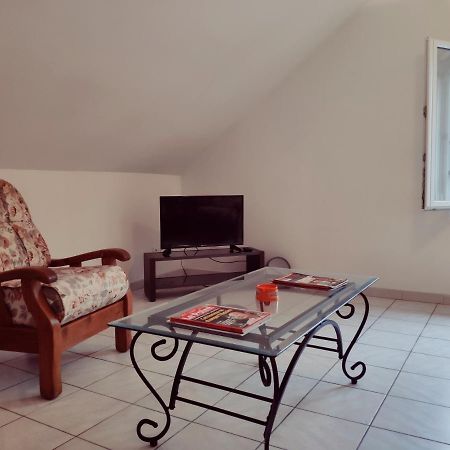 Au Bord Du Foron Apartment Scionzier Ngoại thất bức ảnh
